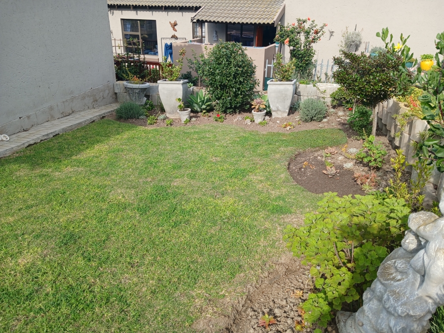 3 Bedroom Property for Sale in Seemeeu Park Western Cape